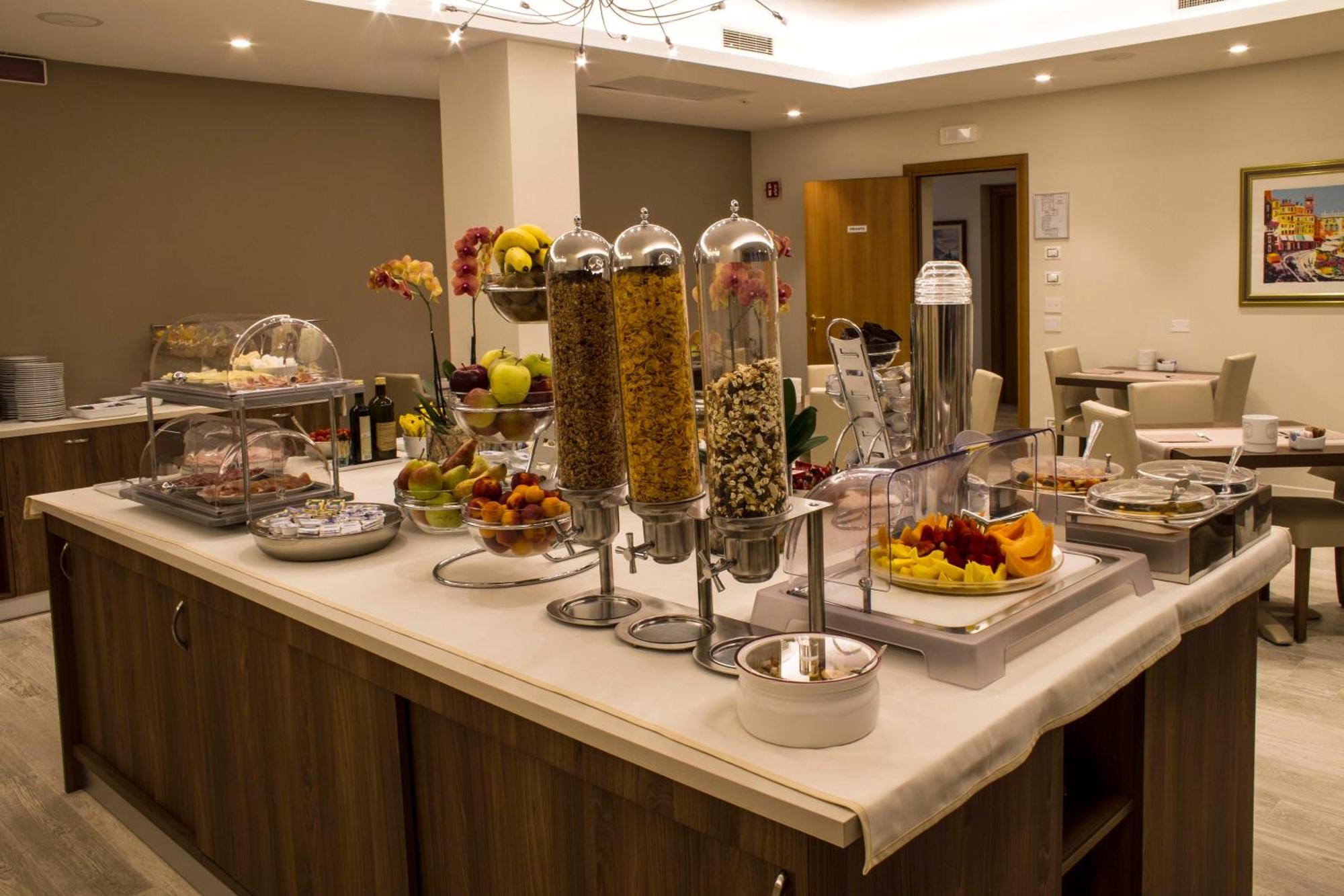 Hotel Relais Agli Olivi Lazise Bagian luar foto
