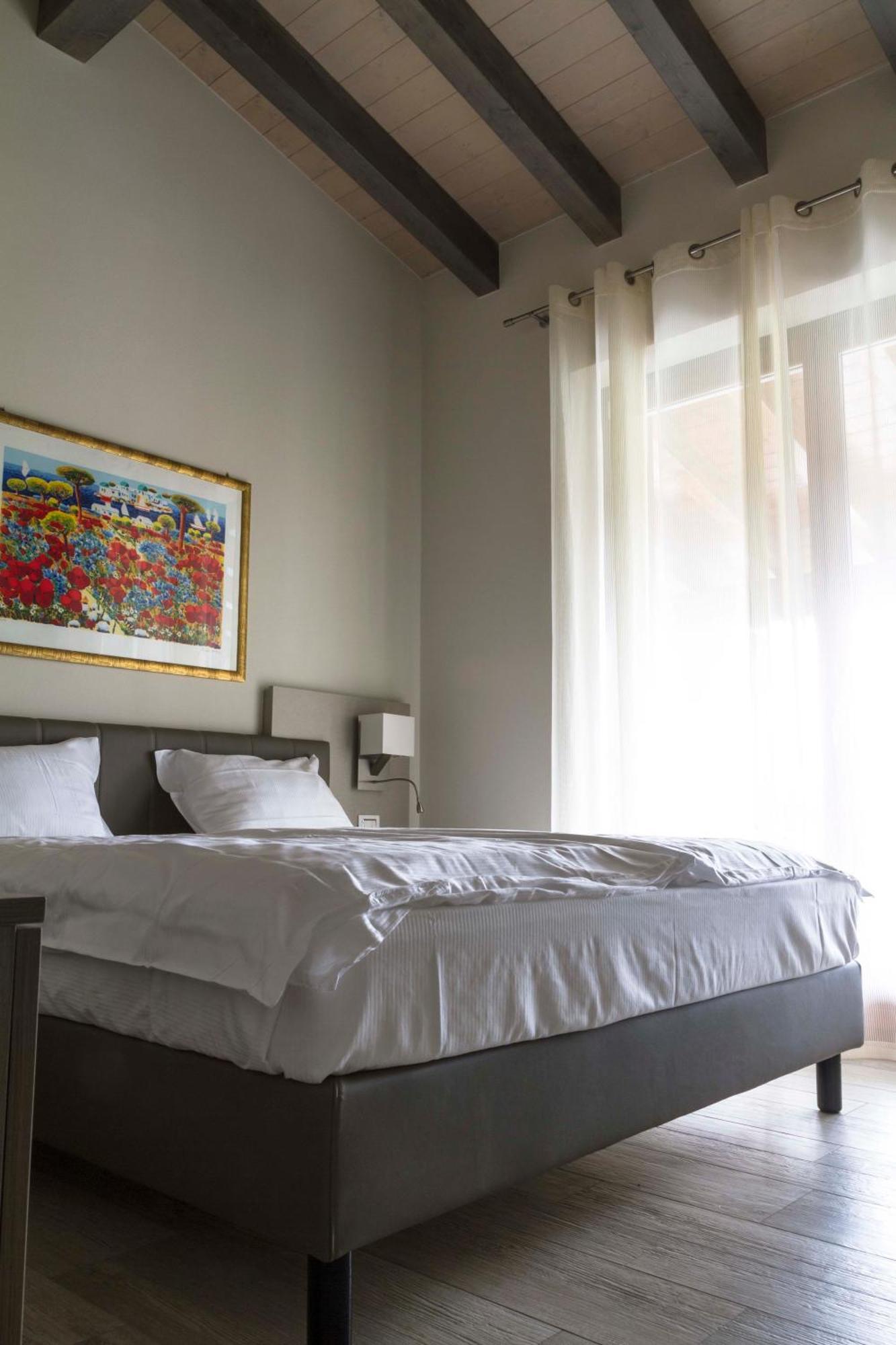 Hotel Relais Agli Olivi Lazise Ruang foto