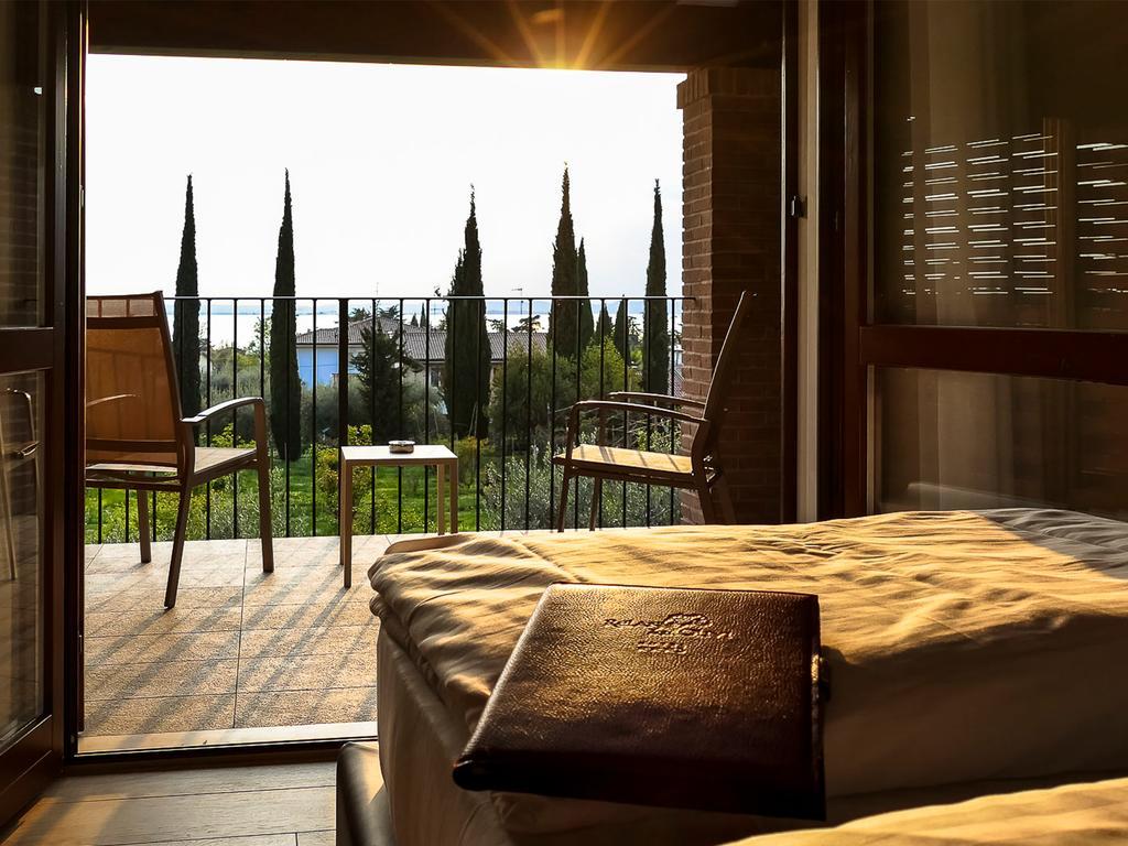 Hotel Relais Agli Olivi Lazise Bagian luar foto